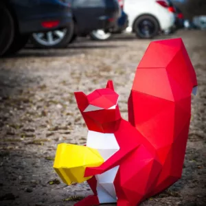 bricolage papier 3D ecureuil